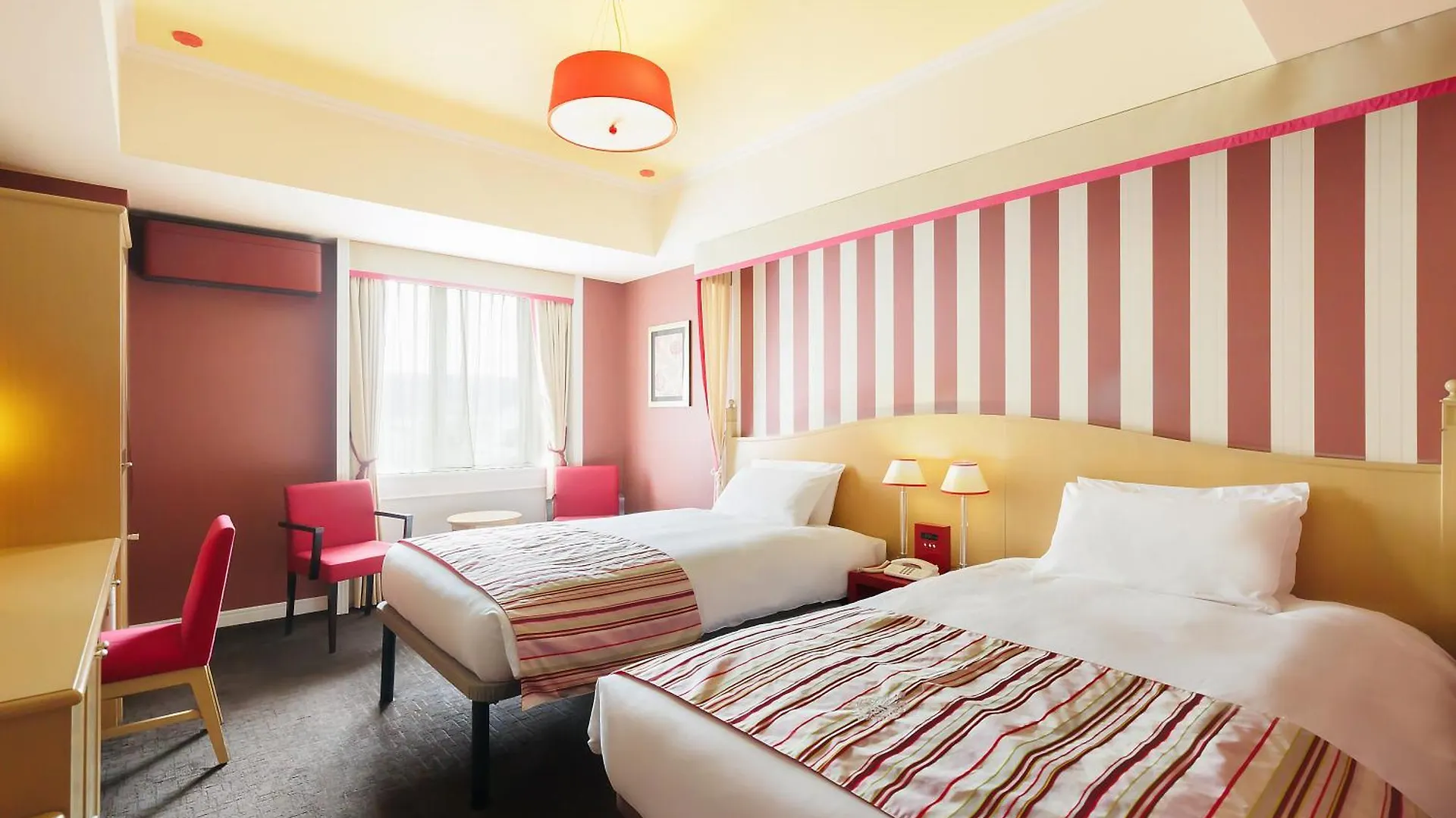 Hotel Monterey Kyōto Japan